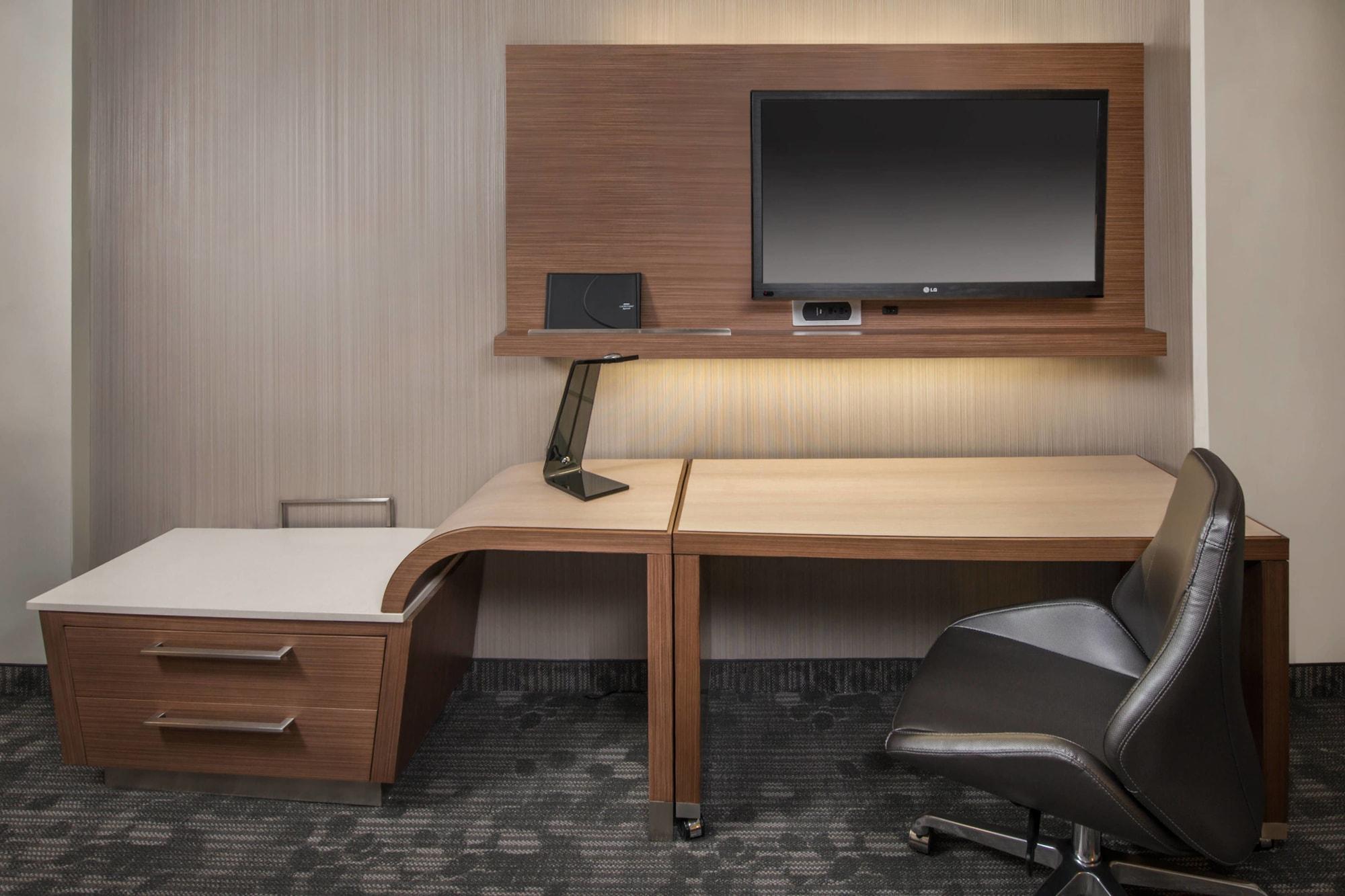 Courtyard By Marriott Atlanta Alpharetta/Avalon Area Hotell Exteriör bild